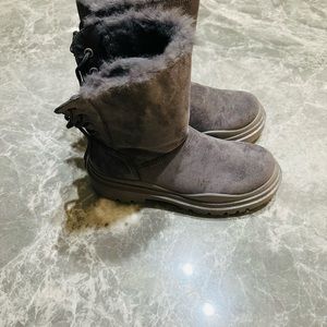 Wild Diva Lounge Women's Gray Lug Heel Zip & Lace Up Boots Booties Size 7